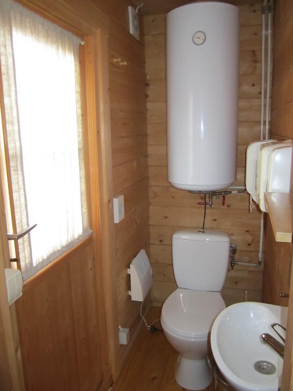 Pivarootsi Holiday Village Chambre photo